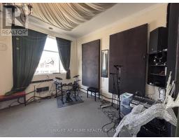 205 - 8791 WOODBINE AVENUE, Markham, Ontario