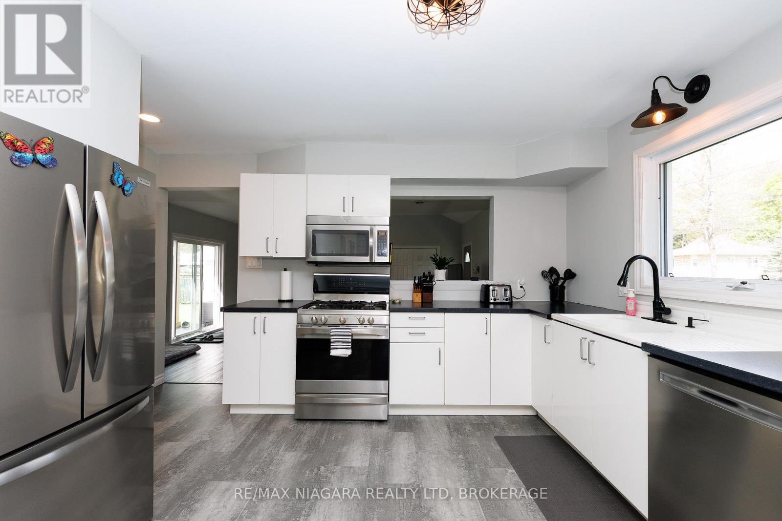 3283 Grove Avenue, Fort Erie, Ontario  L0S 1N0 - Photo 8 - X13144196
