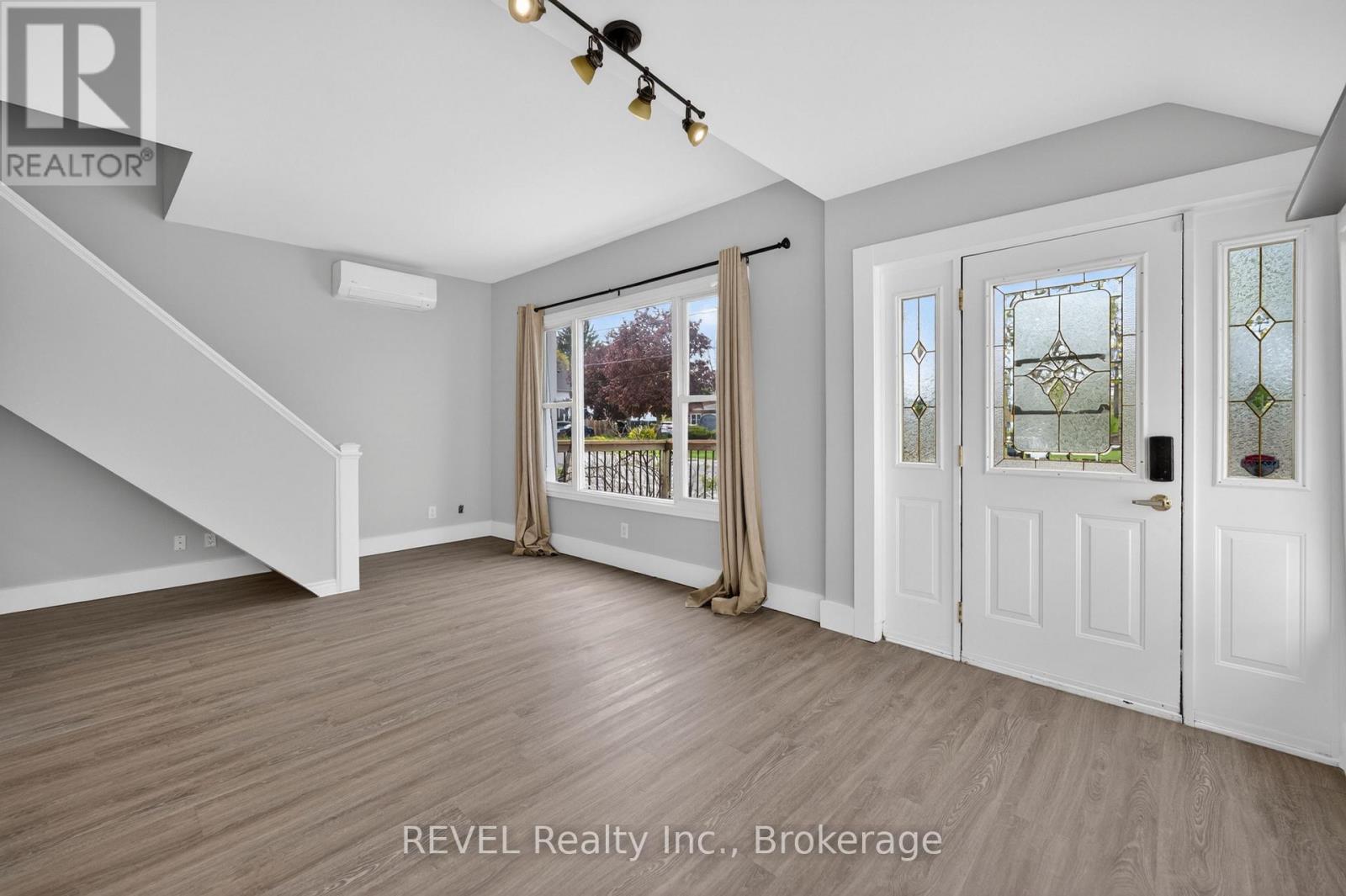 15 Phipps Street, Fort Erie, Ontario  L2A 2V1 - Photo 20 - X13144332
