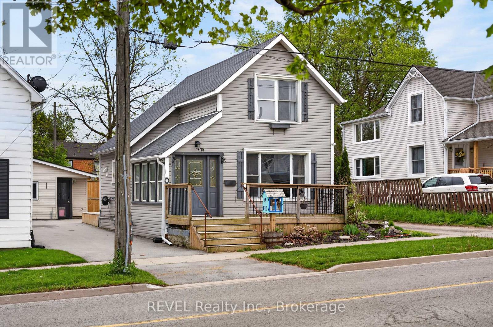 15 Phipps Street, Fort Erie, Ontario  L2A 2V1 - Photo 5 - X13144332