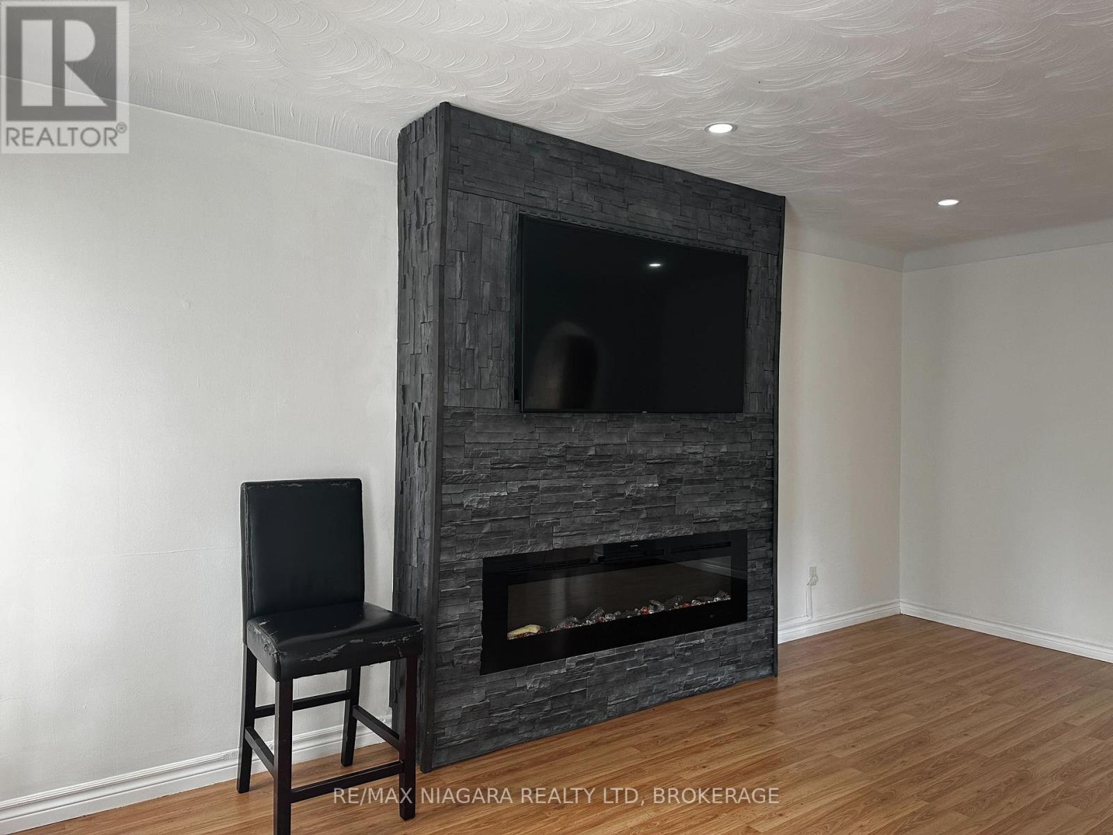 Upper - 43 A Beachaven Drive, St. Catharines, Ontario  L2M 1A6 - Photo 4 - X13144344