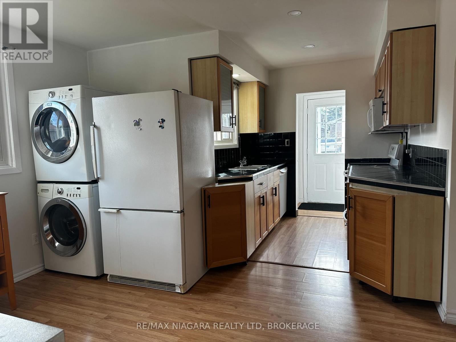 Upper - 43 A Beachaven Drive, St. Catharines, Ontario  L2M 1A6 - Photo 9 - X13144344