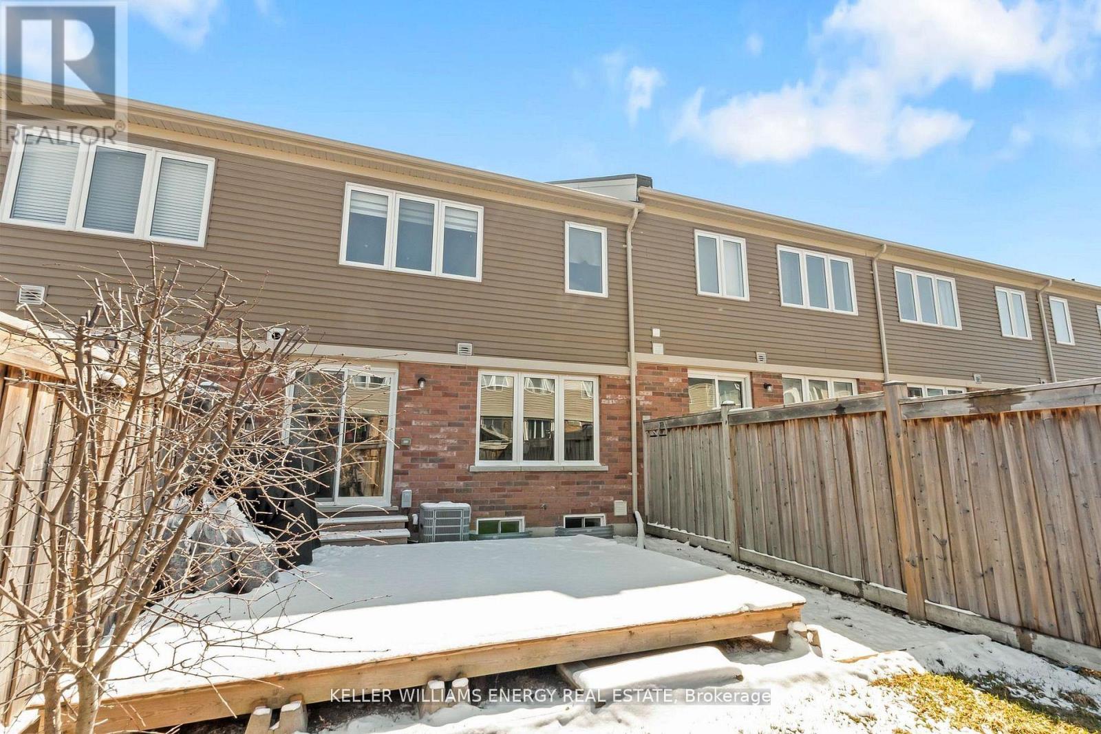 33 Tabaret Crescent, Oshawa, Ontario  L1L 0G5 - Photo 26 - E13144094