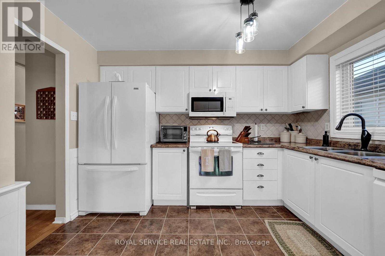 6 Goodwin Avenue, Clarington, Ontario  L1C 4Z4 - Photo 7 - E13144170