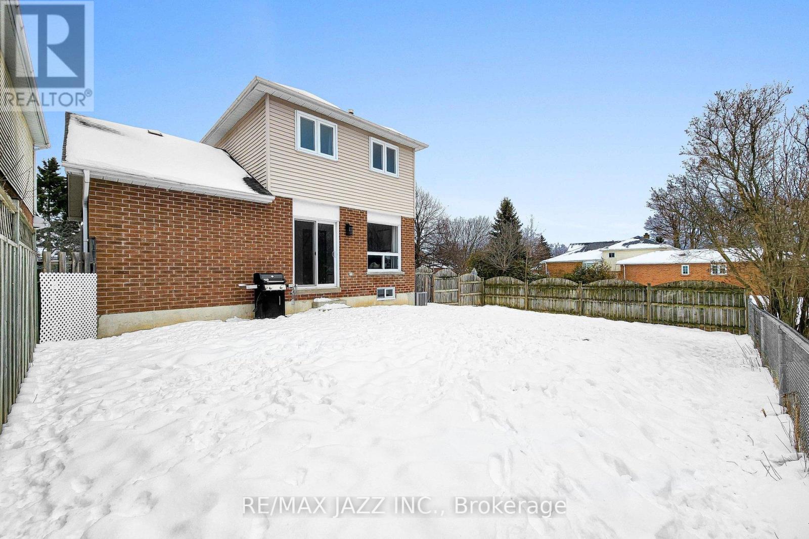 102 Penfound Drive, Clarington, Ontario  L1C 4B8 - Photo 36 - E13144356