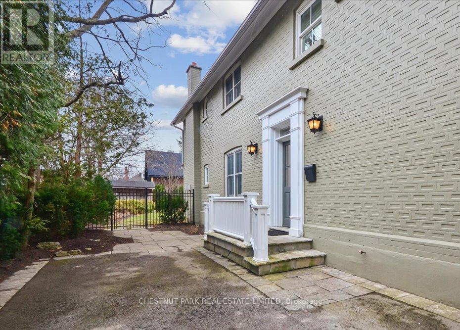 276 Spruce Street, Oakville, Ontario  L6J 2G7 - Photo 29 - W13143910
