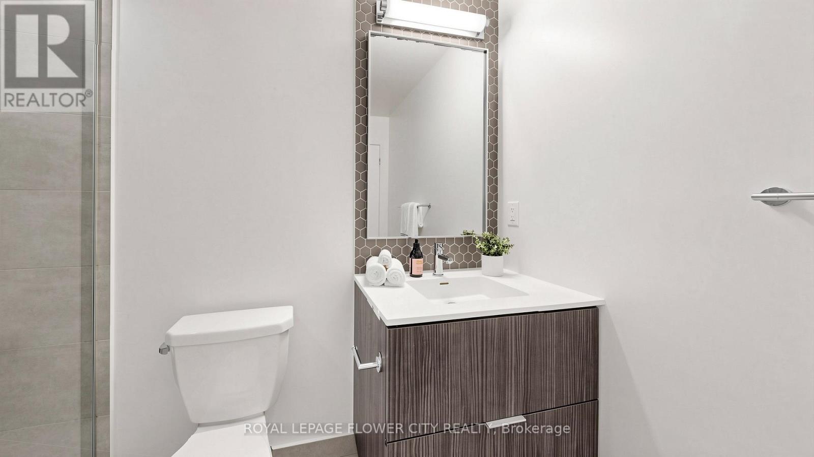 1710 - 2520 Eglinton Avenue W, Mississauga, Ontario  L5M 0Y4 - Photo 13 - W13143918