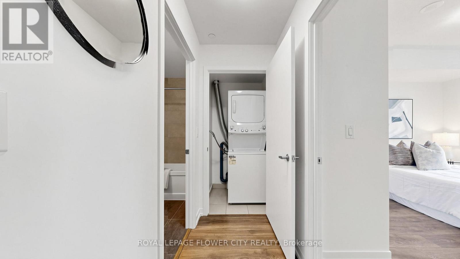 1710 - 2520 Eglinton Avenue W, Mississauga, Ontario  L5M 0Y4 - Photo 17 - W13143918