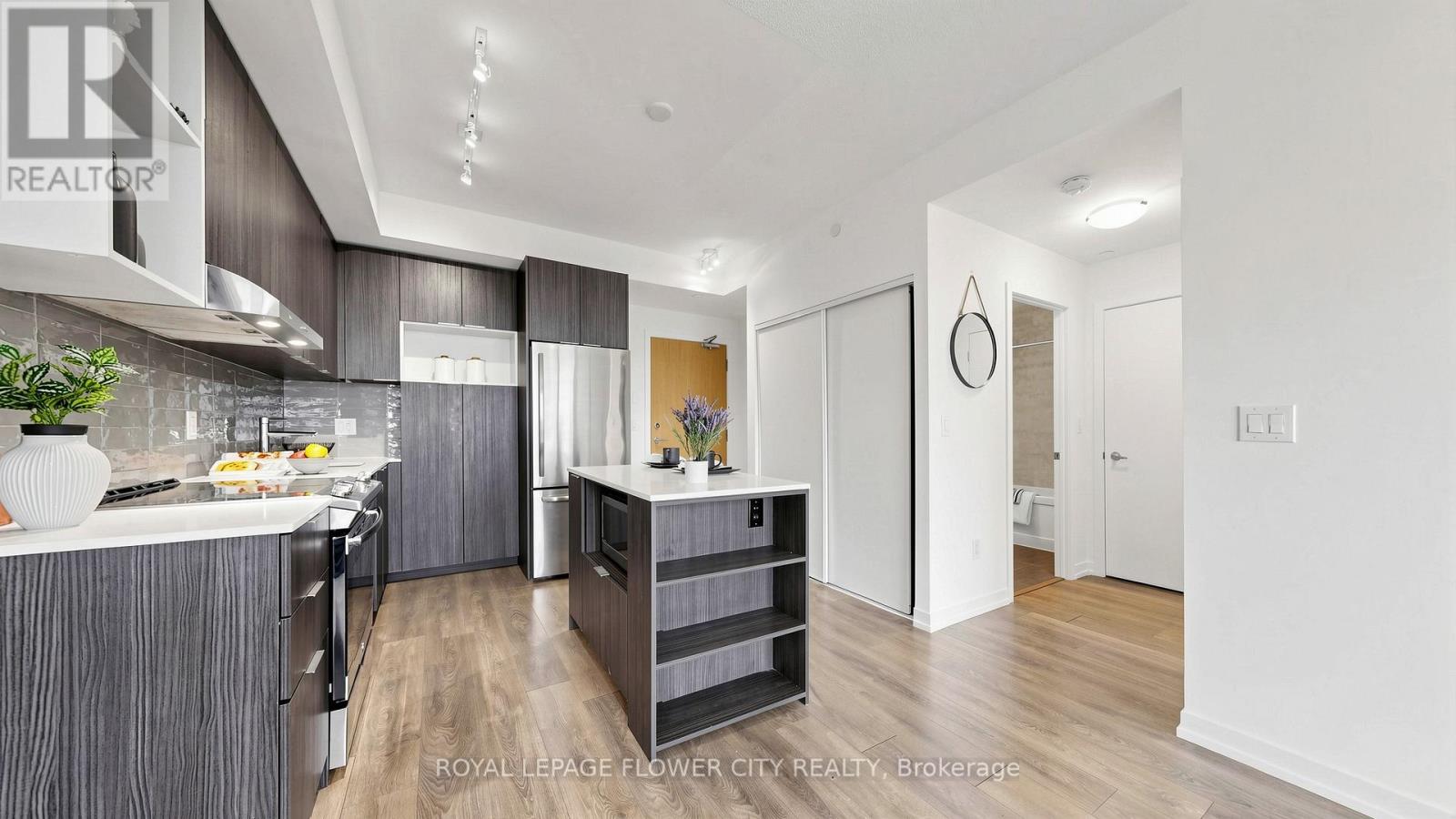 1710 - 2520 Eglinton Avenue W, Mississauga, Ontario  L5M 0Y4 - Photo 6 - W13143918