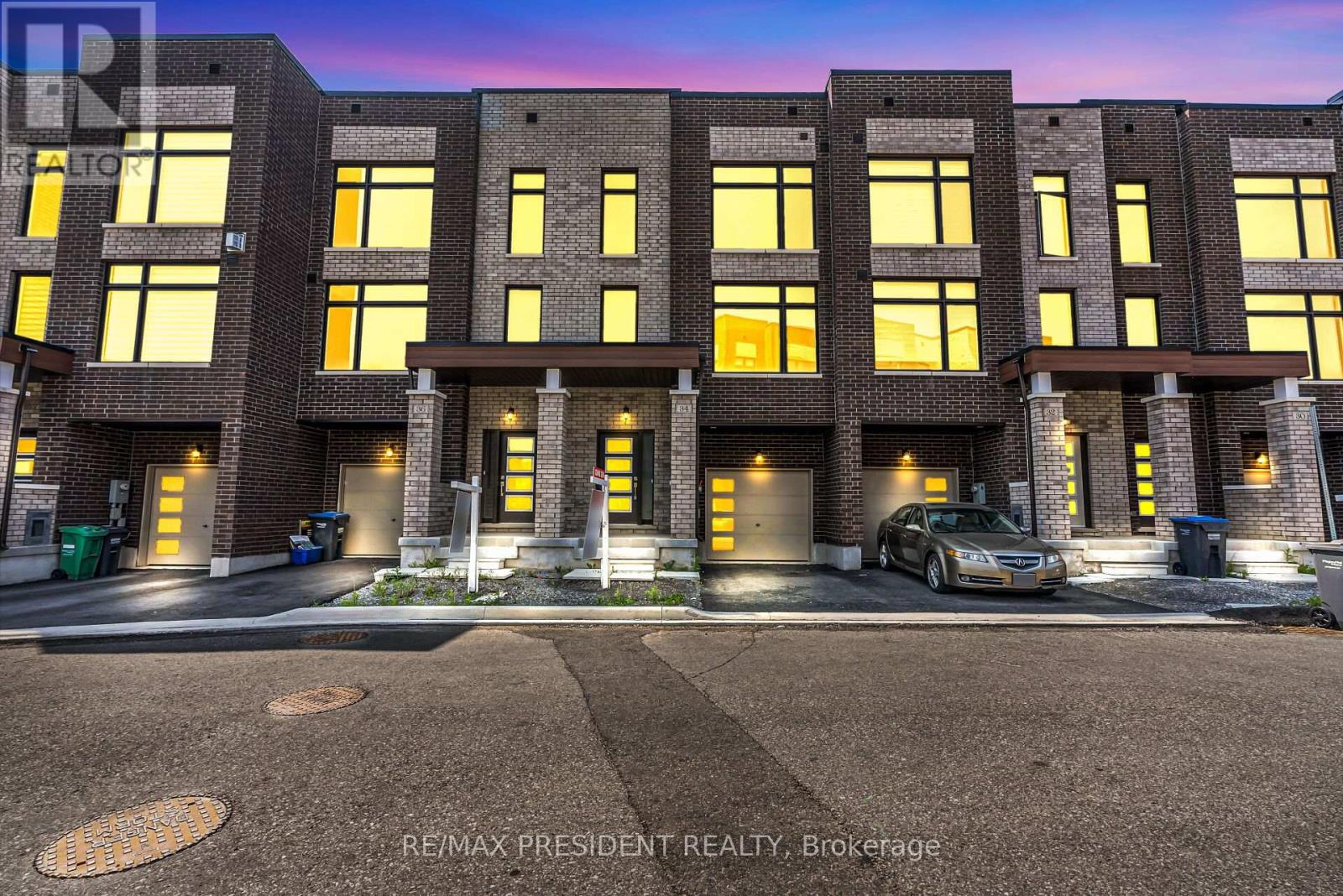 34 QUEENPOST DRIVE E, Brampton, Ontario