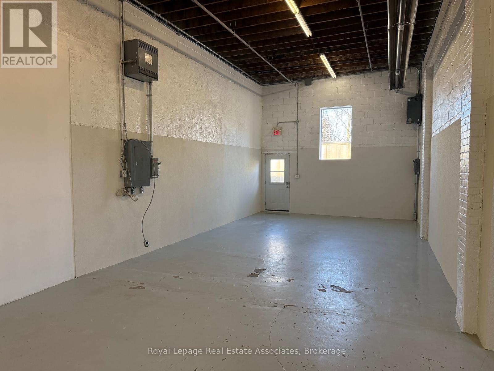 1299 St Mary's Avenue, Mississauga, Ontario L5E 1H9 - Photo 7 - W13143982