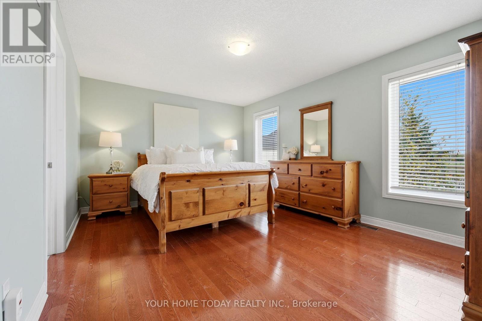 3 Nelles Street, Halton Hills, Ontario  L7J 2Y7 - Photo 19 - W13144004