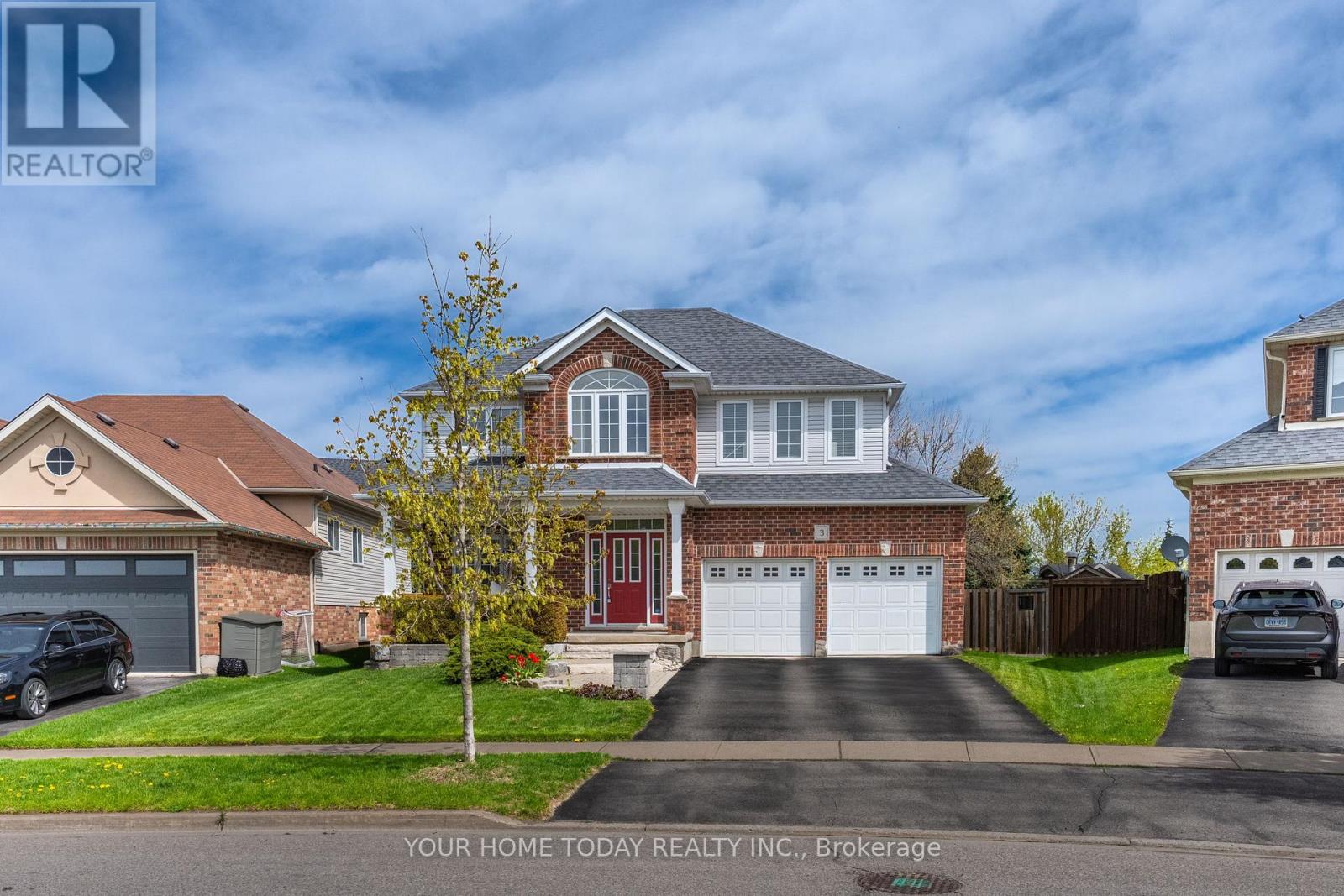 3 Nelles Street, Halton Hills, Ontario  L7J 2Y7 - Photo 2 - W13144004