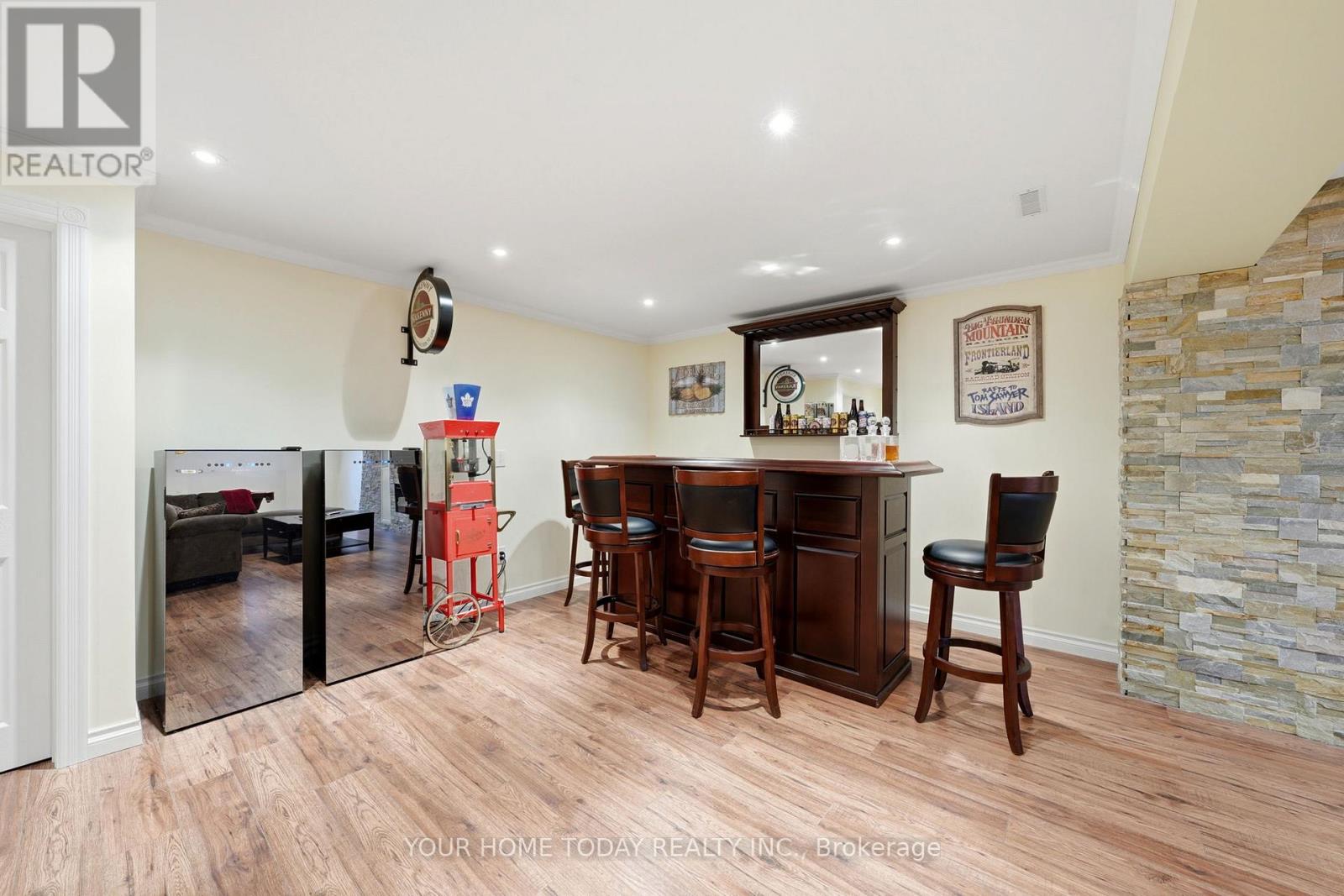 3 Nelles Street, Halton Hills, Ontario  L7J 2Y7 - Photo 33 - W13144004