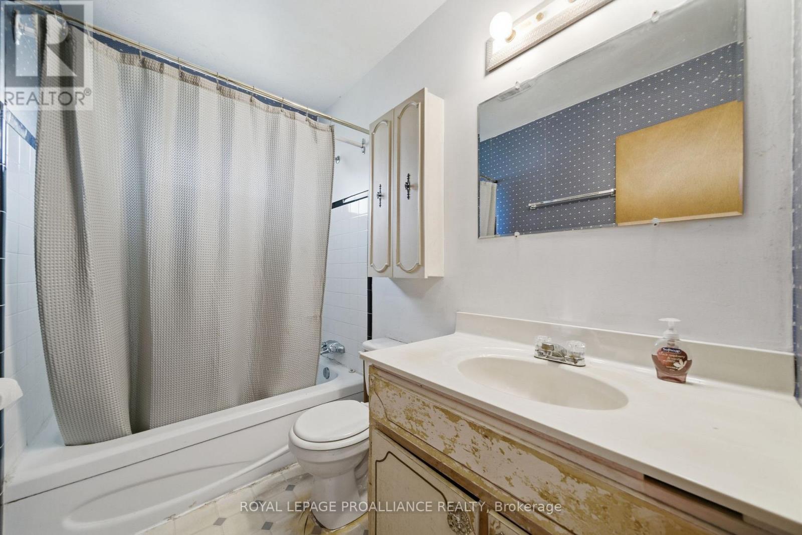 79 Cascade Boulevard, Belleville, Ontario  K8P 4L6 - Photo 19 - X13144144