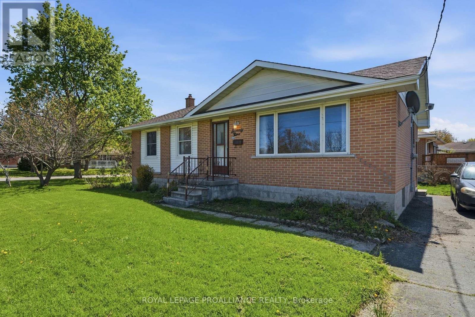 79 Cascade Boulevard, Belleville, Ontario  K8P 4L6 - Photo 4 - X13144144