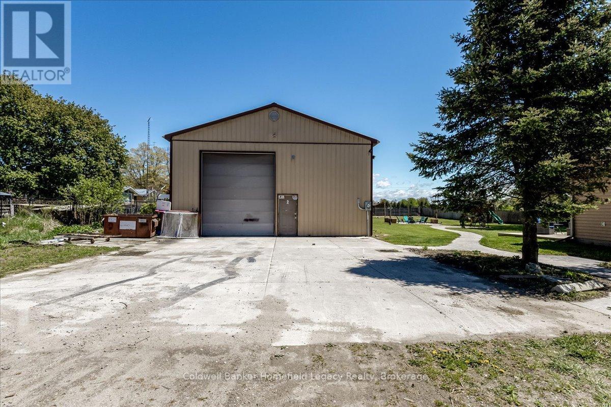 148 Church Avenue S, South Huron, Ontario  N0M 1N0 - Photo 6 - X13144402