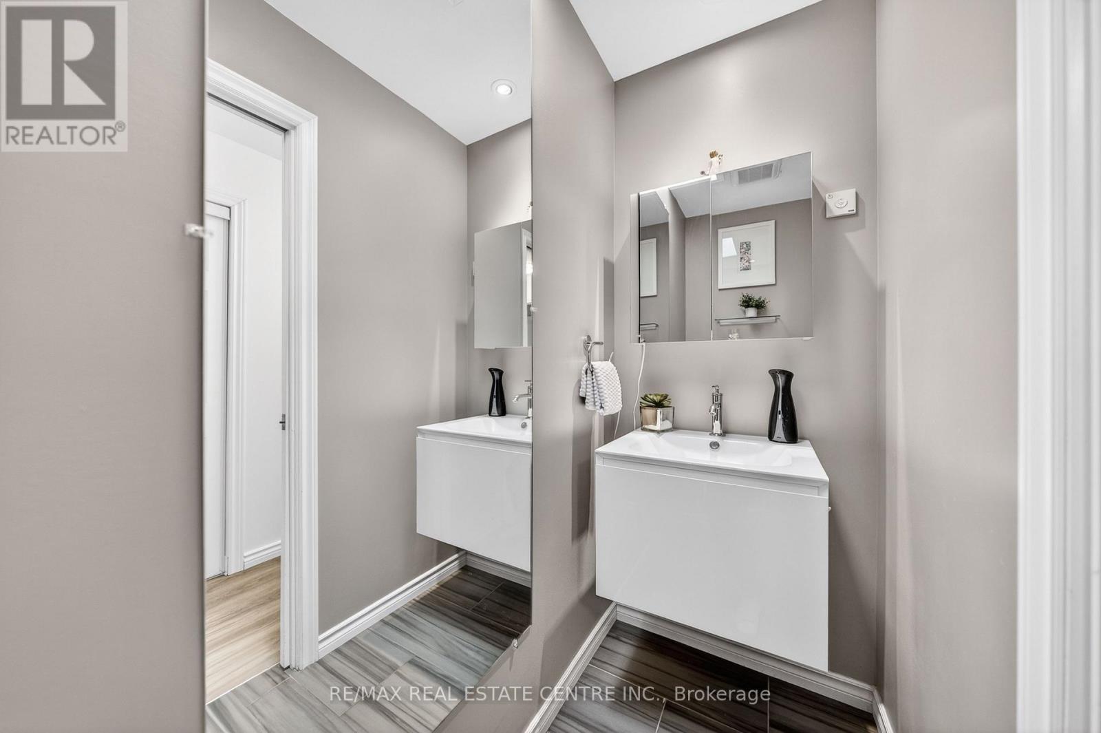 8 Esther Avenue, Cambridge, Ontario  N1S 4L6 - Photo 24 - X13143974