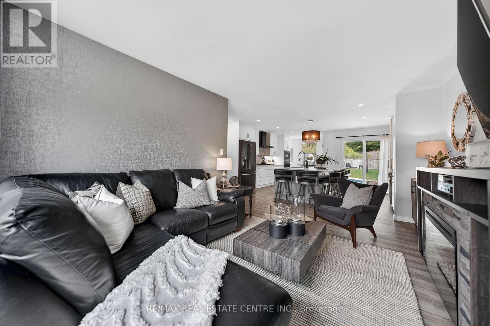 8 Esther Avenue, Cambridge, Ontario  N1S 4L6 - Photo 8 - X13143974