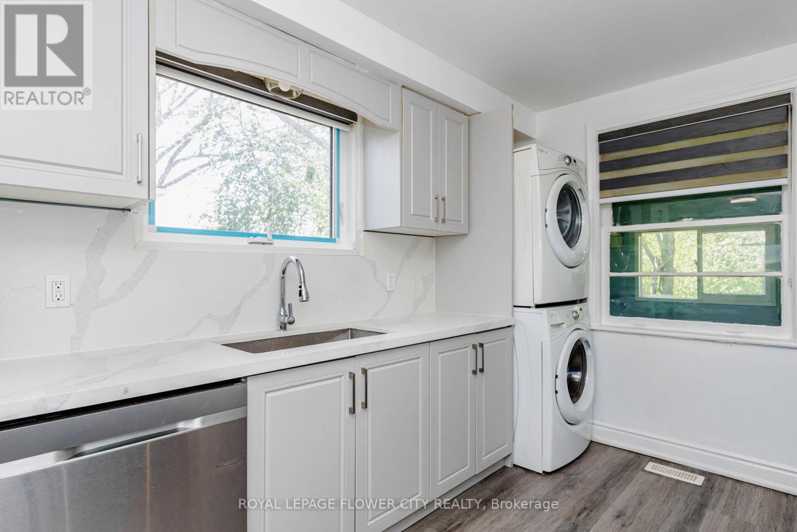37 Warwick Road, Hamilton, Ontario L8E 1Y5 - Photo 15 - X13144006