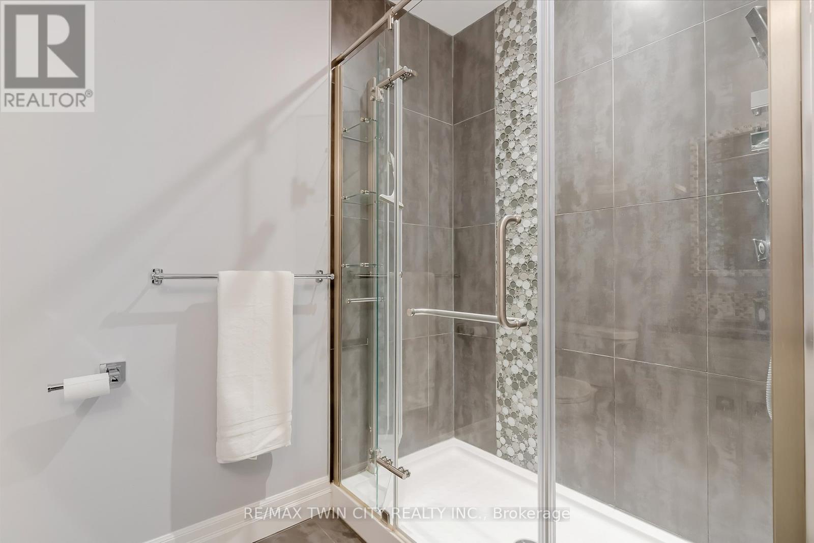 286 Normandy Avenue, Waterloo, Ontario  N2K 1X7 - Photo 34 - X13144036