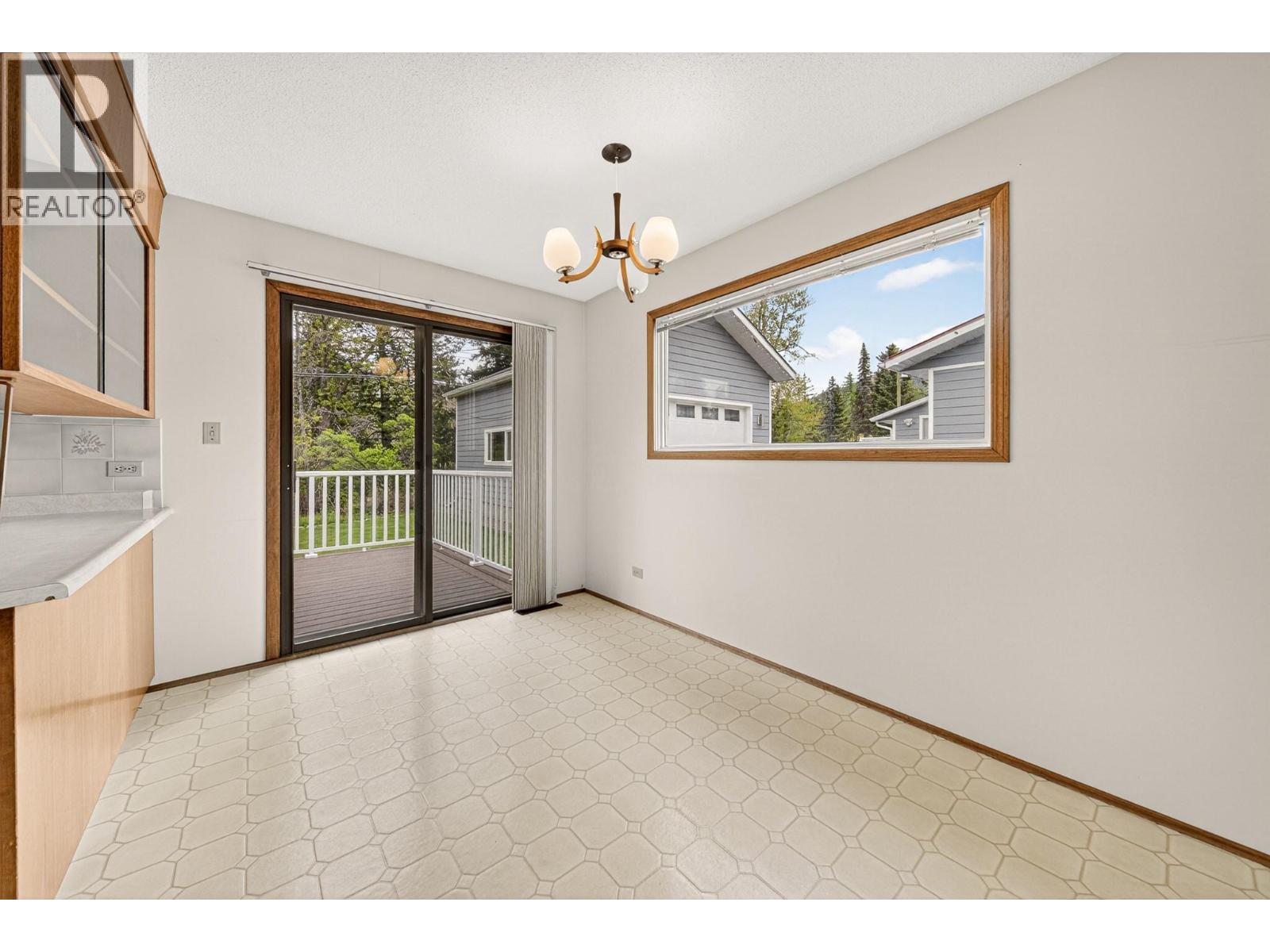 157 Pine Avenue, Sparwood, British Columbia  V0B 2G0 - Photo 14 - 10386764