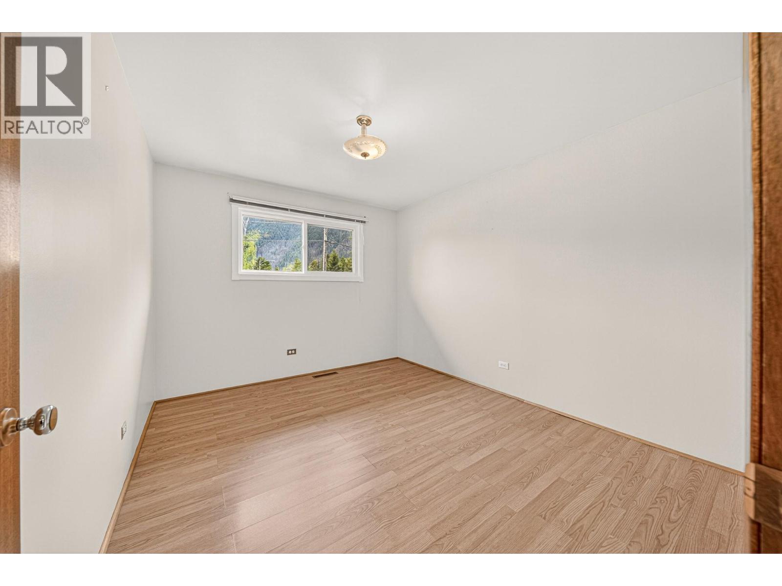 157 Pine Avenue, Sparwood, British Columbia  V0B 2G0 - Photo 29 - 10386764