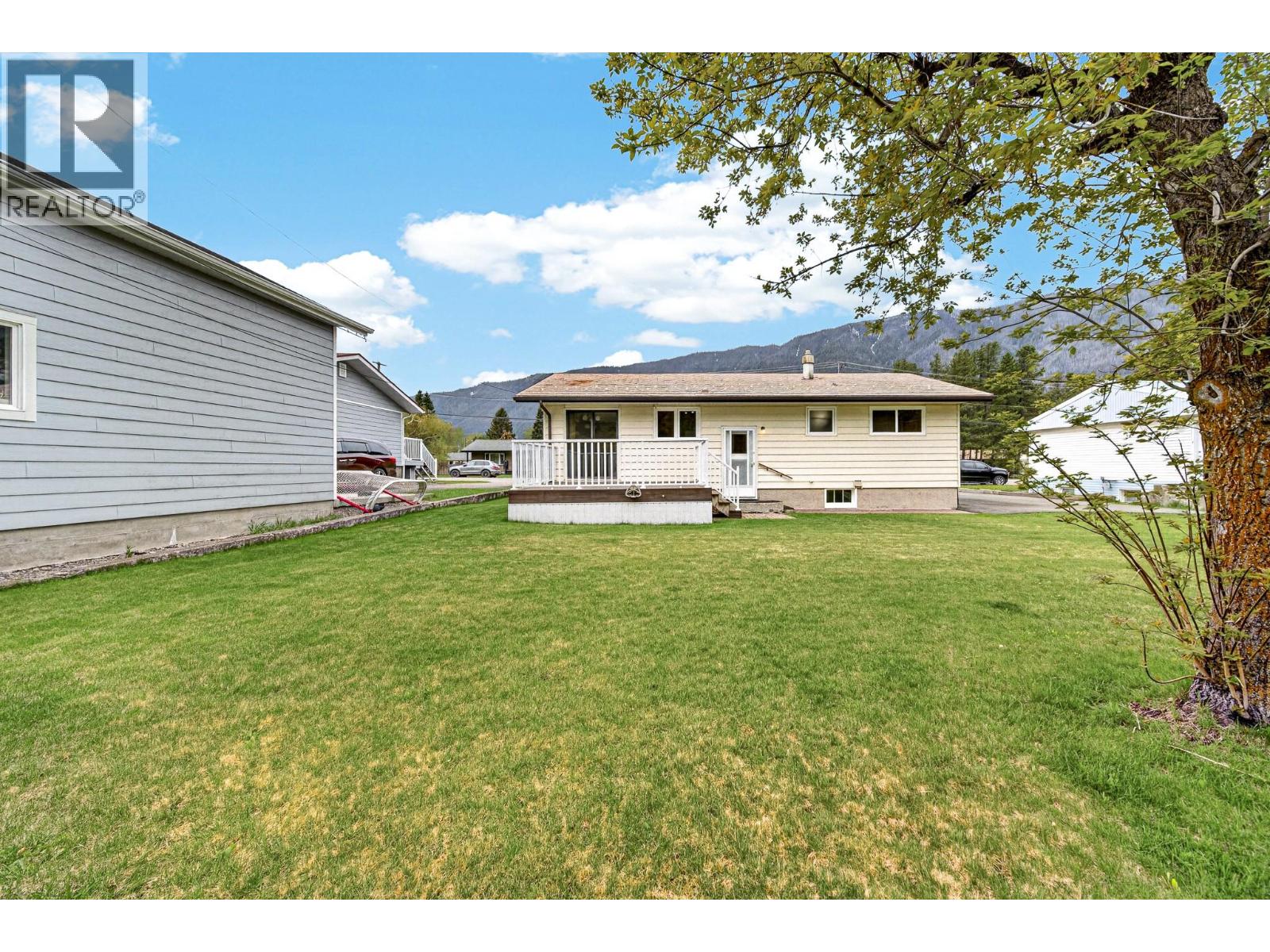 157 Pine Avenue, Sparwood, British Columbia  V0B 2G0 - Photo 66 - 10386764