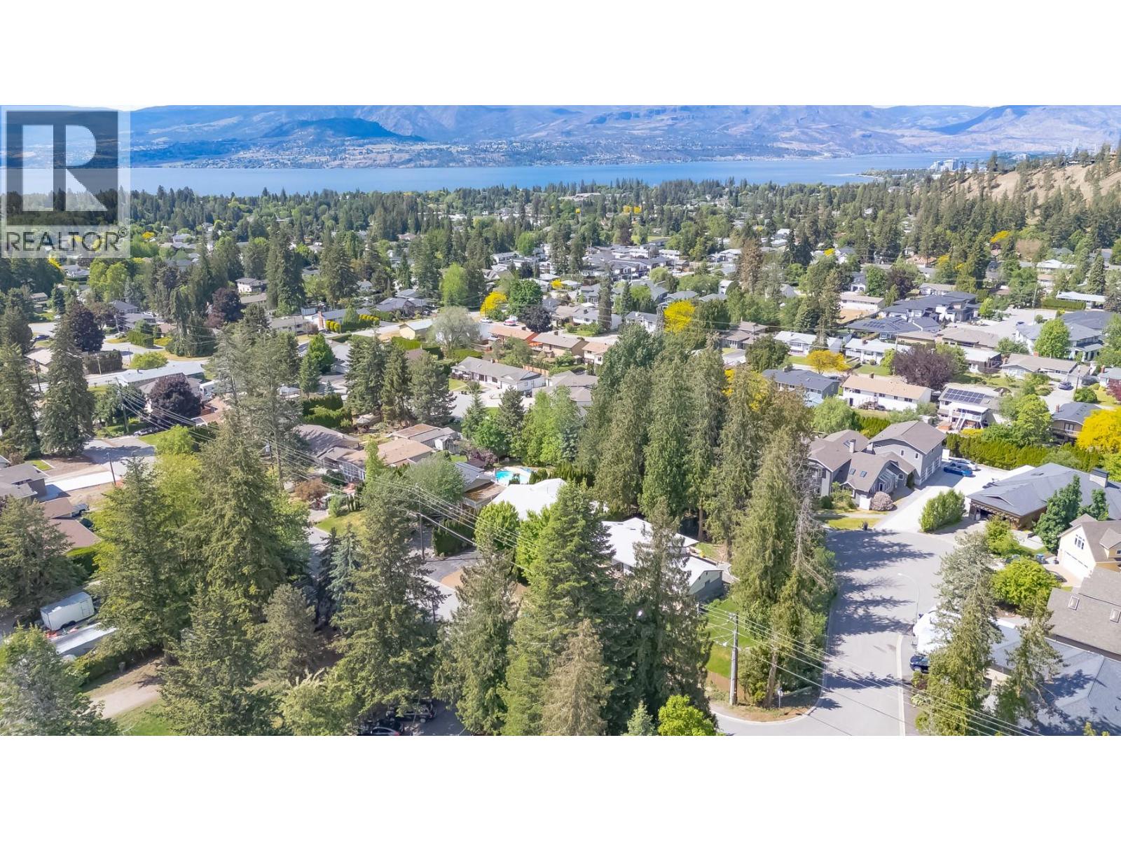 842 Raymer Road, Kelowna, British Columbia  V1W 1J8 - Photo 37 - 10387238