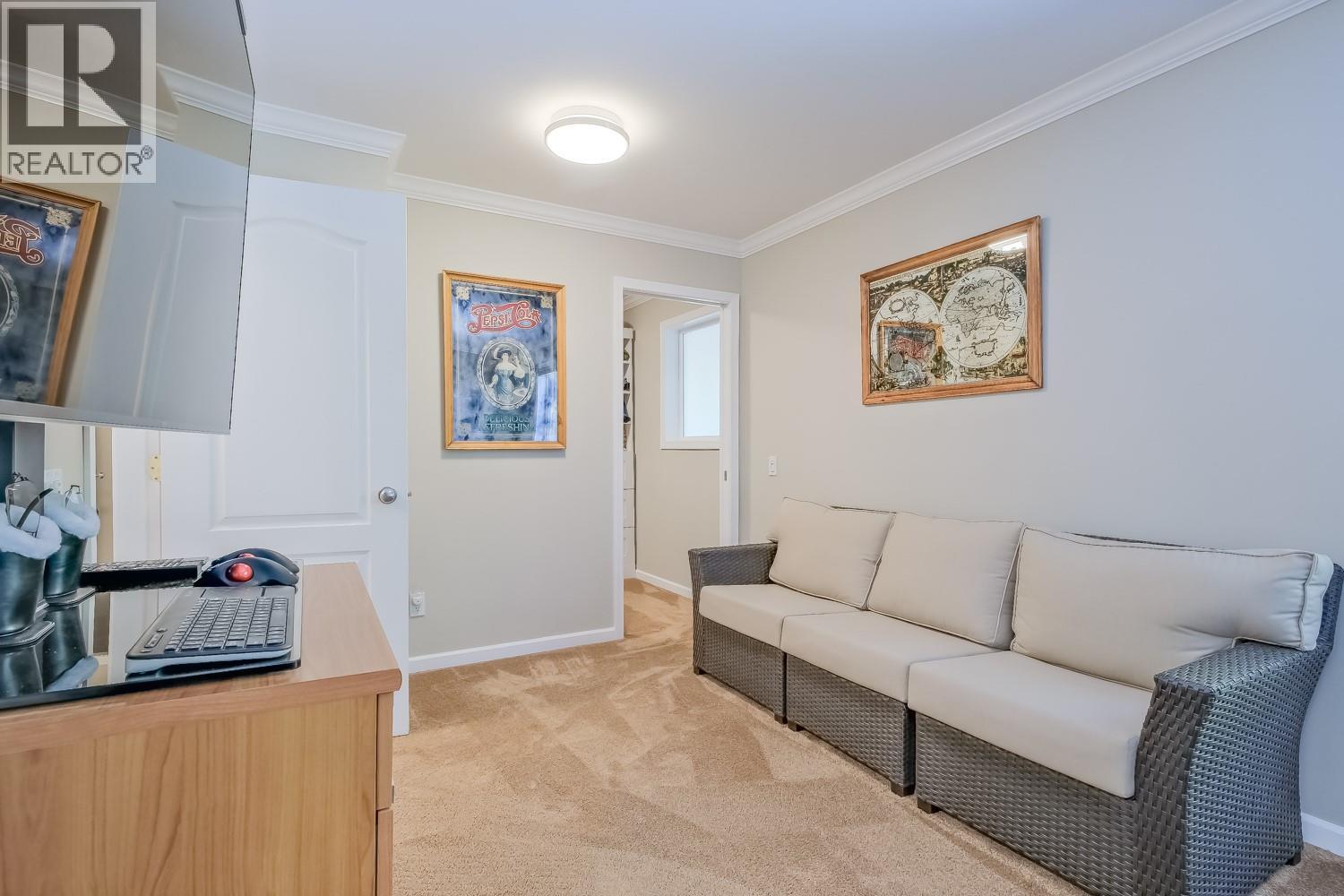 842 Raymer Road, Kelowna, British Columbia  V1W 1J8 - Photo 13 - 10387238