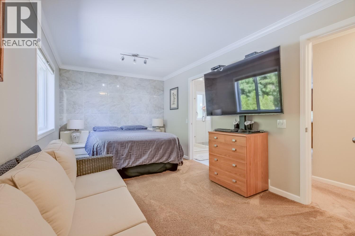 842 Raymer Road, Kelowna, British Columbia  V1W 1J8 - Photo 12 - 10387238