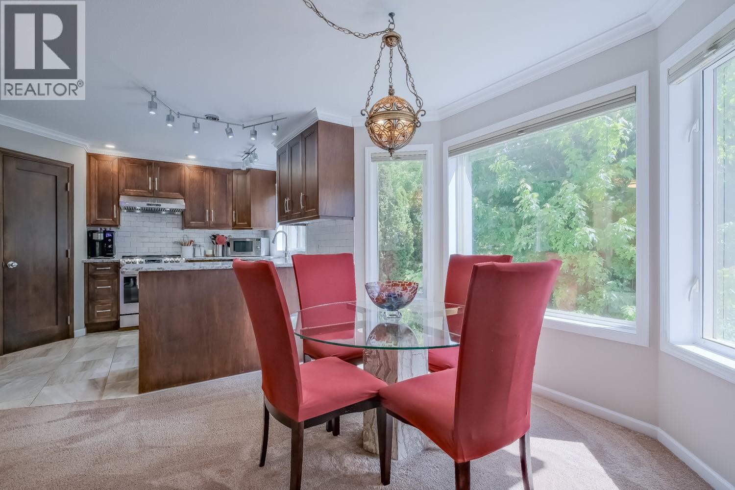 842 Raymer Road, Kelowna, British Columbia  V1W 1J8 - Photo 6 - 10387238