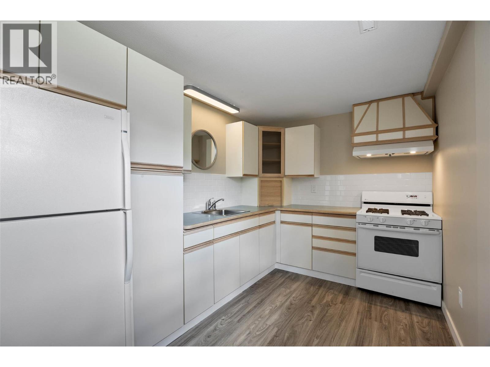 3084 Dohm Road, Kamloops, British Columbia  V2B 7L8 - Photo 56 - 10387646