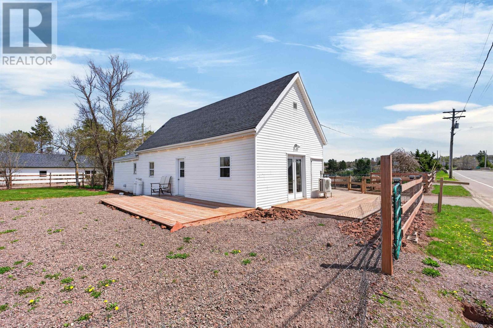 197 Main Street, Mount Stewart, Prince Edward Island  C0A 1T0 - Photo 10 - 202611323