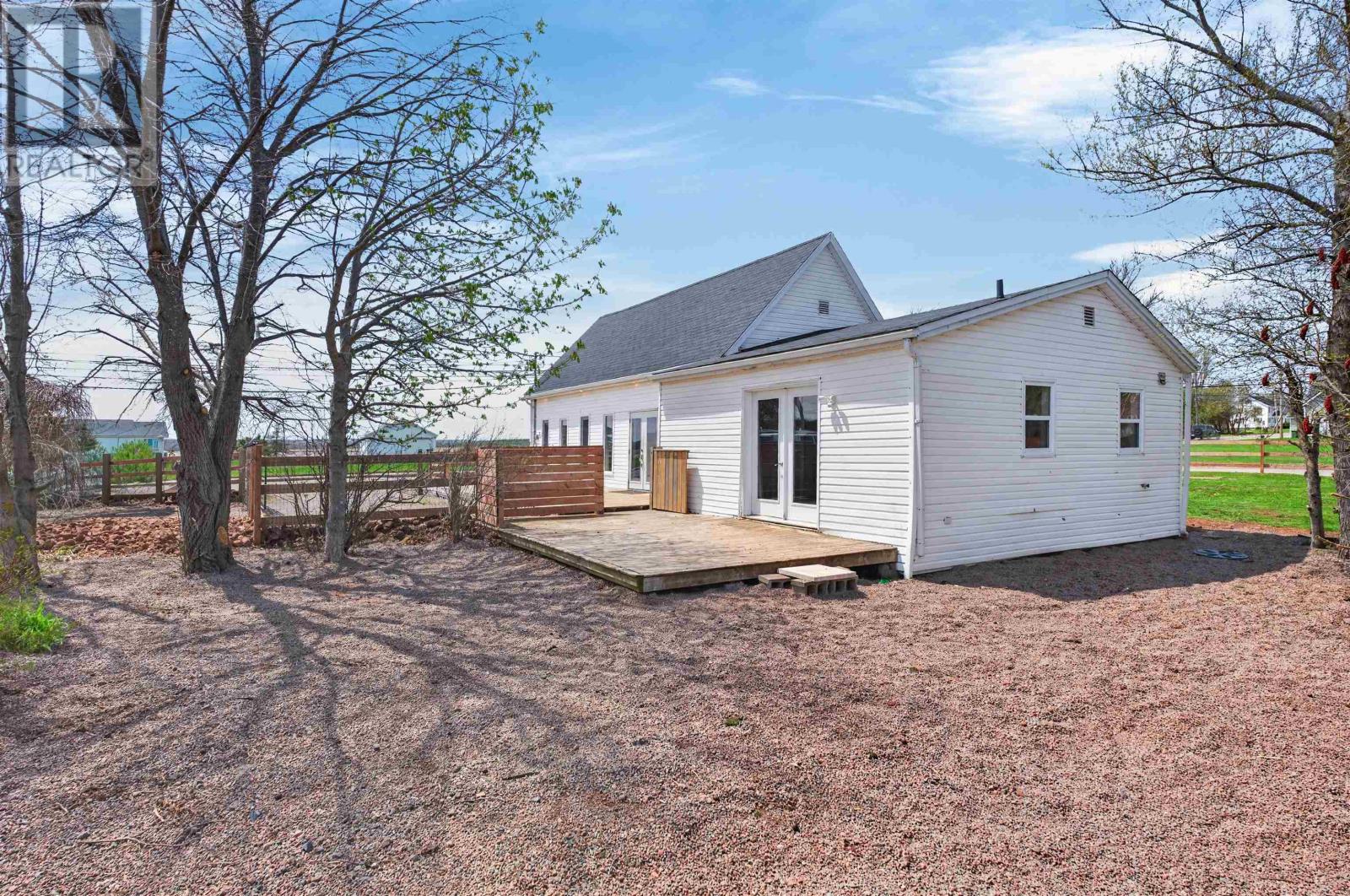 197 Main Street, Mount Stewart, Prince Edward Island  C0A 1T0 - Photo 14 - 202611323