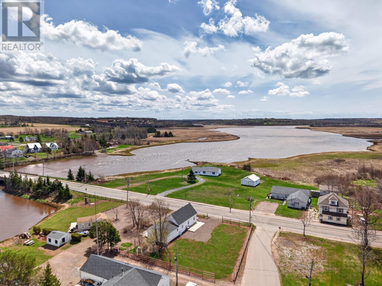 197 Main Street, Mount Stewart, Prince Edward Island  C0A 1T0 - Photo 3 - 202611323
