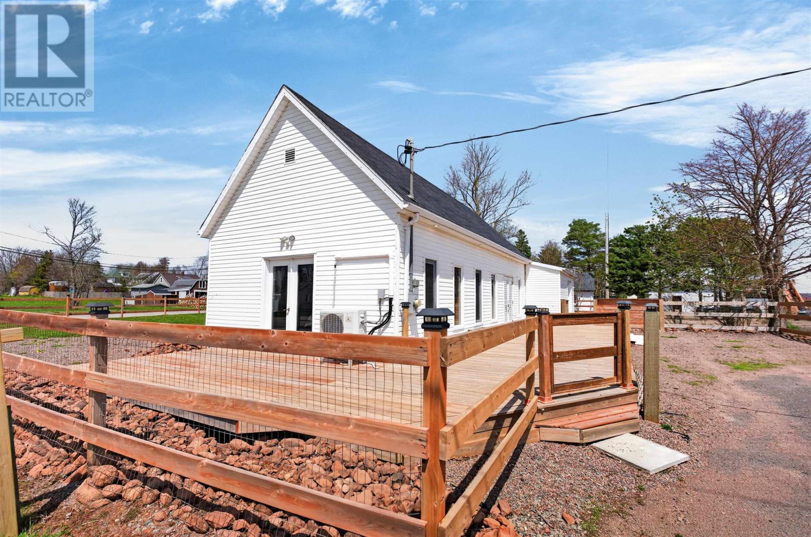 197 Main Street, Mount Stewart, Prince Edward Island  C0A 1T0 - Photo 8 - 202611323
