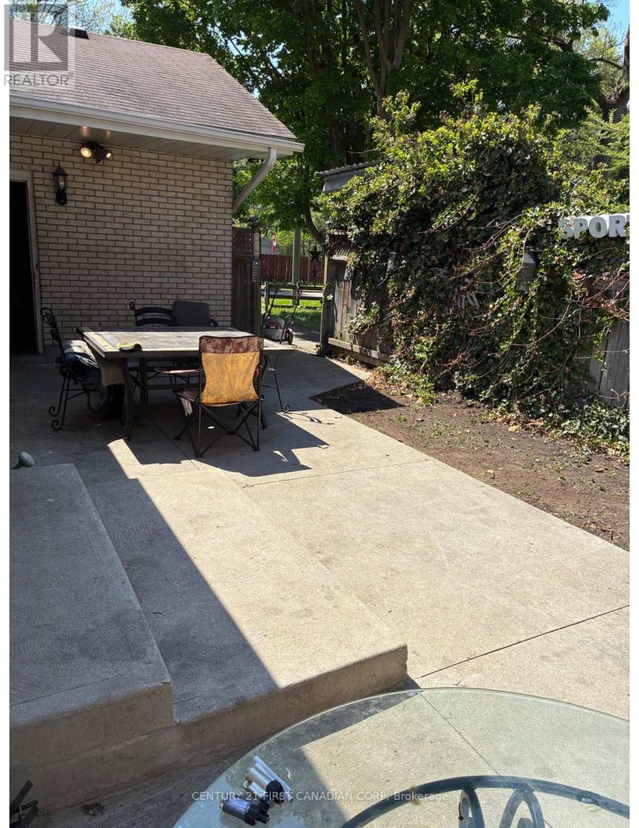 1294 Hillcrest Avenue, London East, Ontario  N5Y 4N5 - Photo 3 - X13144352
