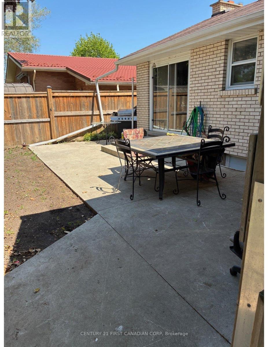 1294 Hillcrest Avenue, London East, Ontario  N5Y 4N5 - Photo 4 - X13144352