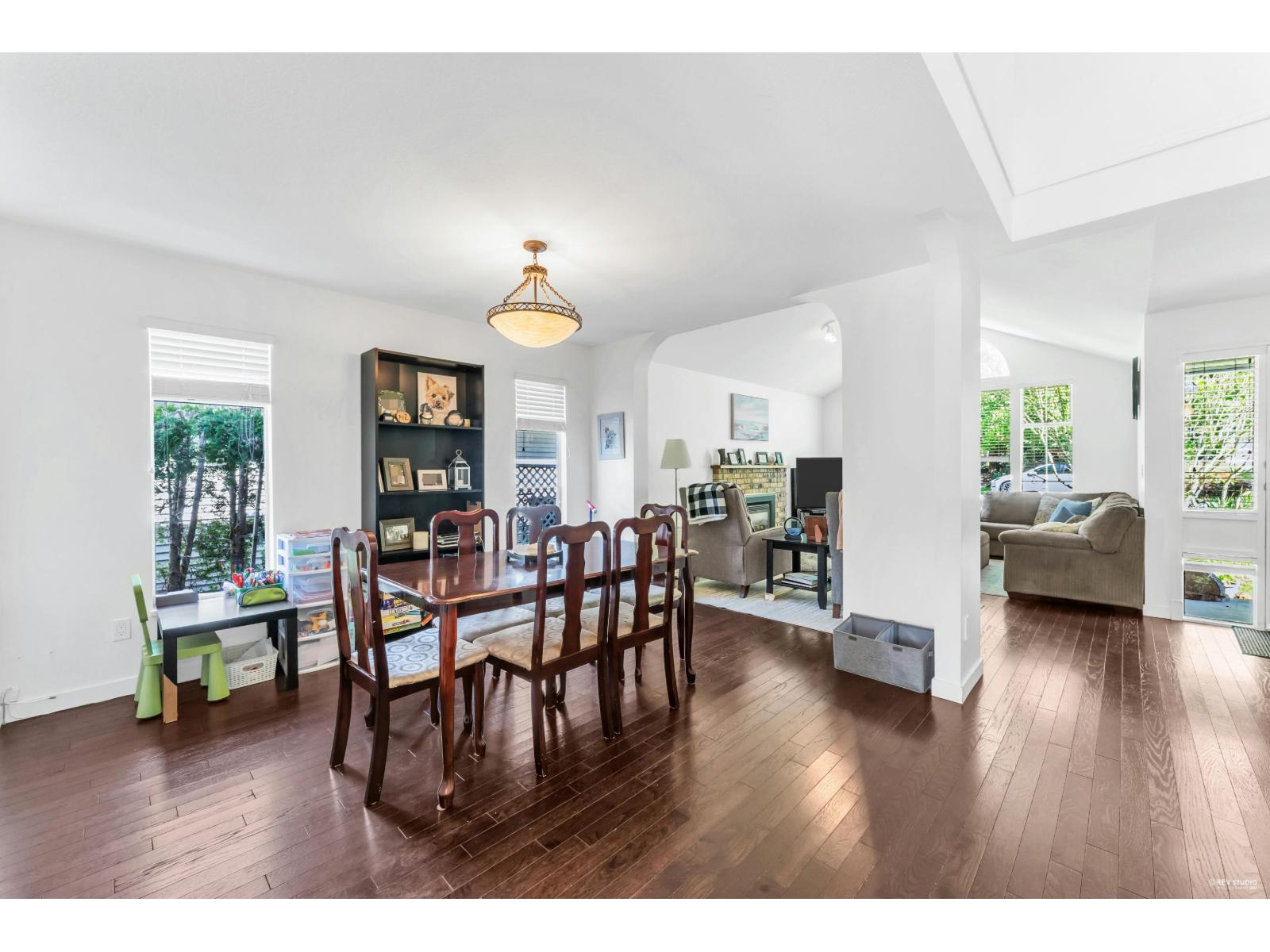 1055 163a Street, Surrey, British Columbia  V4A 8B3 - Photo 9 - R3124795