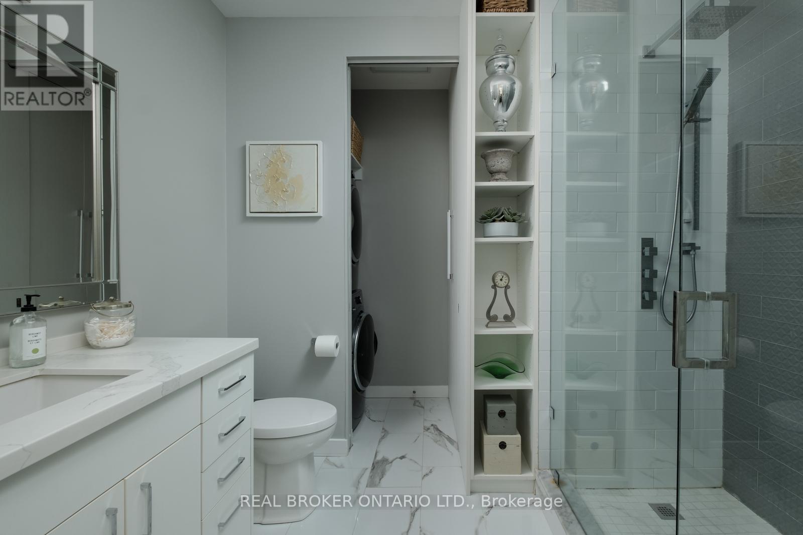 803 - 23 Brant Street, Toronto, Ontario  M5V 2L5 - Photo 12 - C13144048