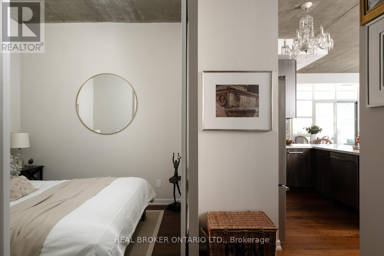 803 - 23 Brant Street, Toronto, Ontario  M5V 2L5 - Photo 15 - C13144048