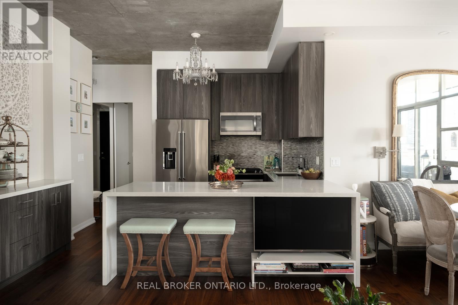 803 - 23 Brant Street, Toronto, Ontario  M5V 2L5 - Photo 5 - C13144048