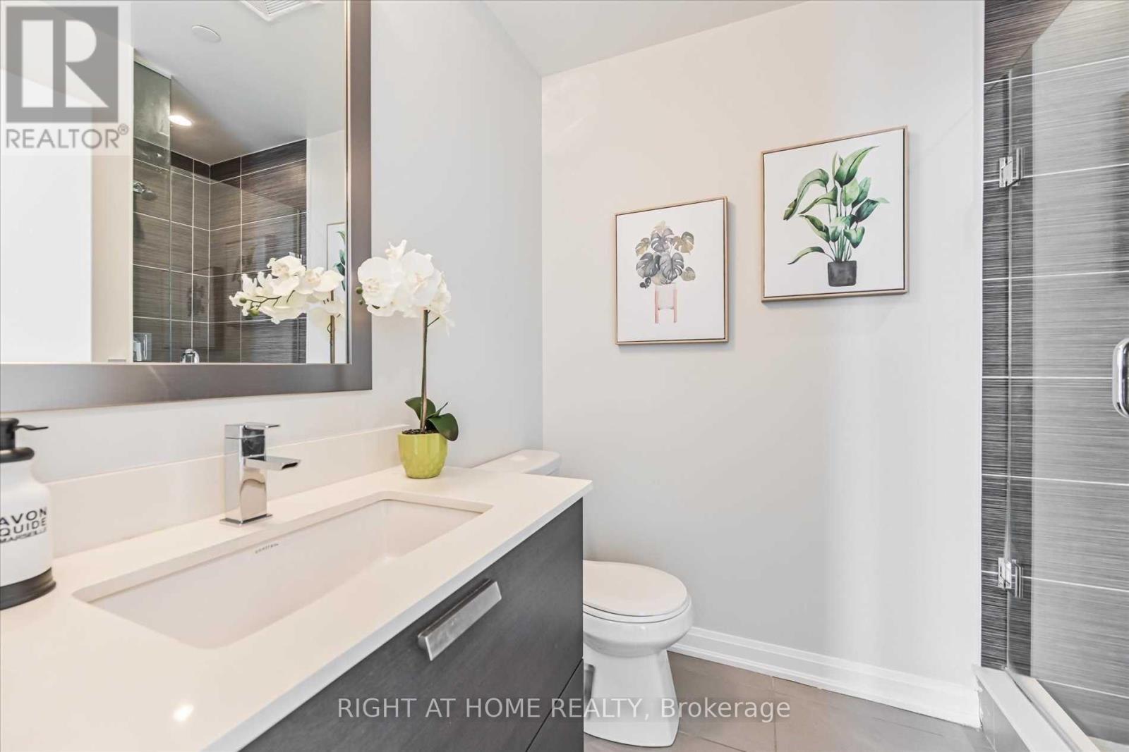 2305 - 11 Bogert Avenue, Toronto, Ontario M2N 0H4 - Photo 5 - C13144112