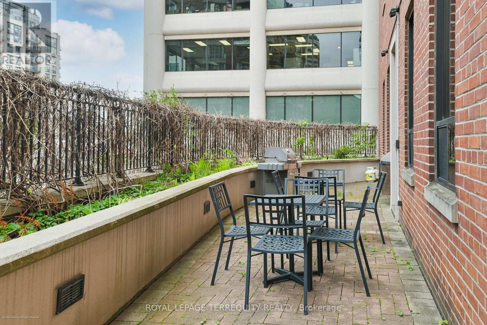 406 - 48 St Clair Avenue W, Toronto, Ontario  M4V 2Z2 - Photo 24 - C13144230