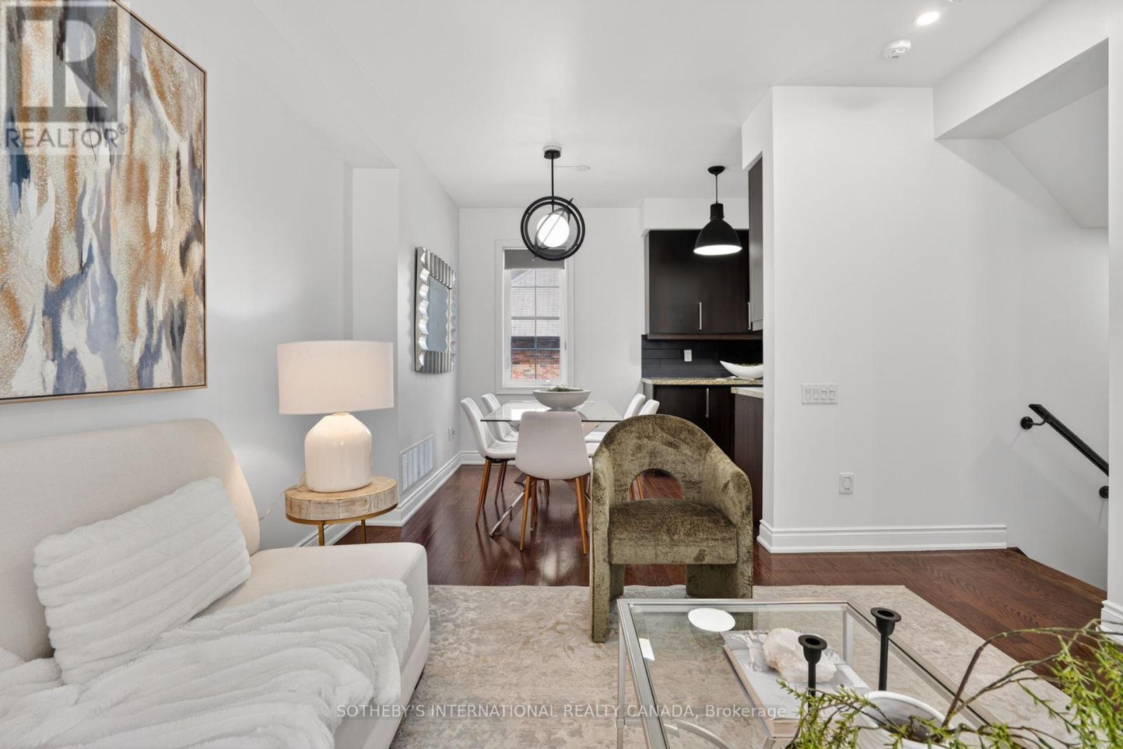 6 Tony Grande Lane, Toronto, Ontario  M6C 0A1 - Photo 12 - C13144310