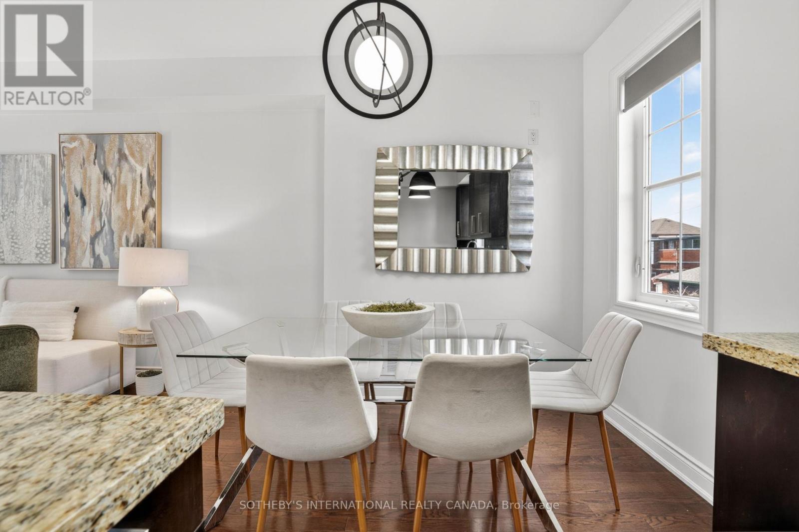 6 Tony Grande Lane, Toronto, Ontario  M6C 0A1 - Photo 15 - C13144310