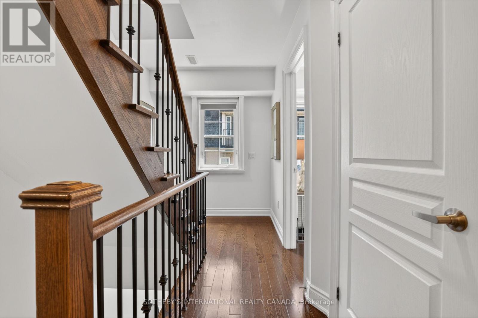 6 Tony Grande Lane, Toronto, Ontario  M6C 0A1 - Photo 20 - C13144310