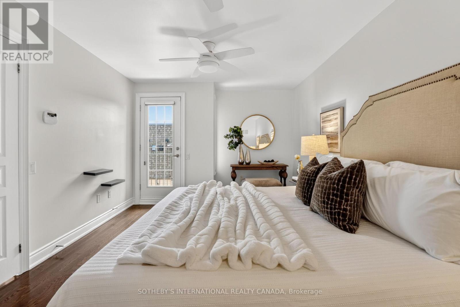 6 Tony Grande Lane, Toronto, Ontario  M6C 0A1 - Photo 30 - C13144310