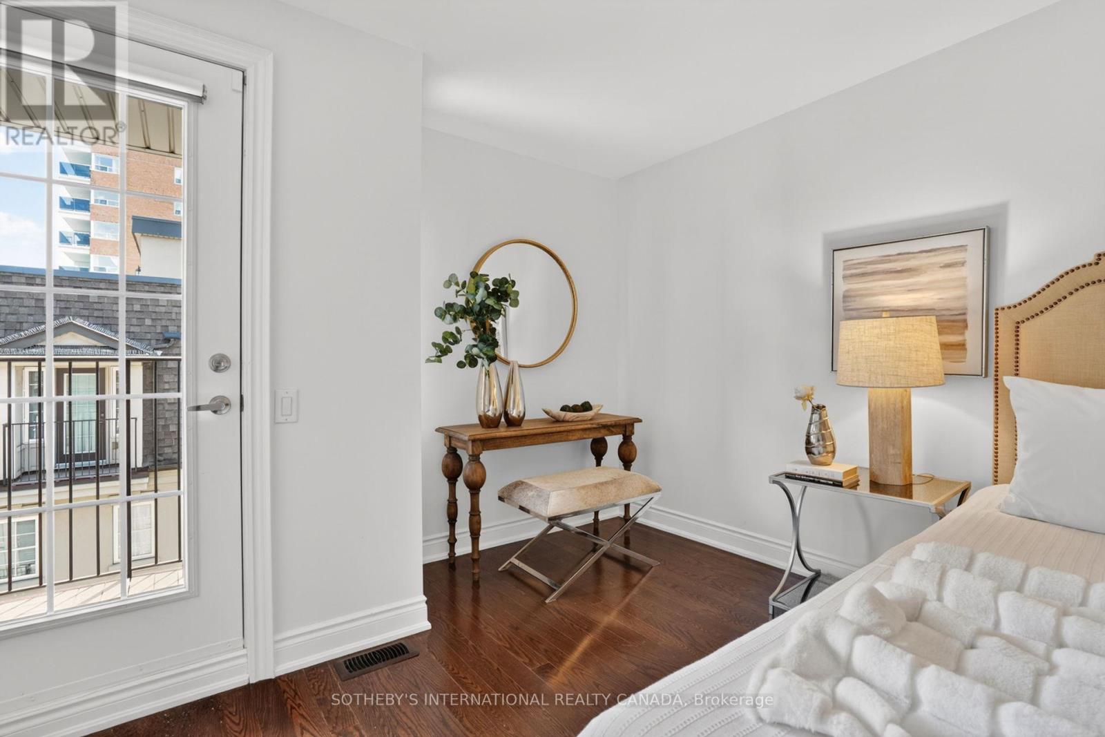 6 Tony Grande Lane, Toronto, Ontario  M6C 0A1 - Photo 31 - C13144310